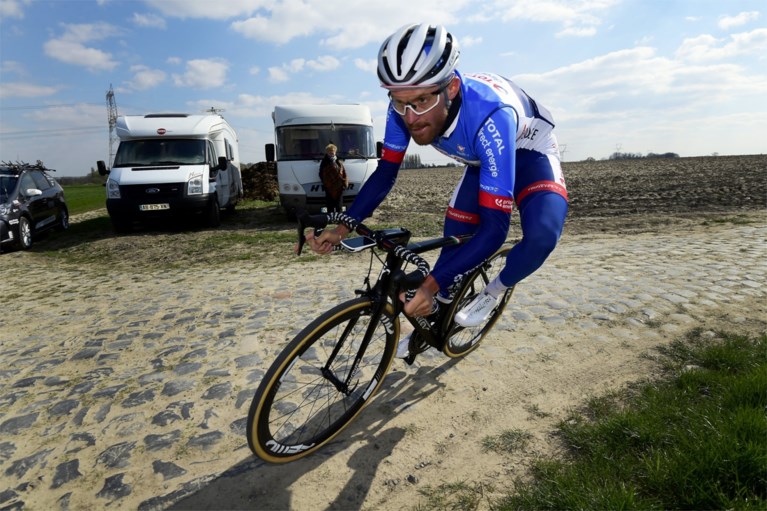 Voor de tweede dag op rij verkennen toppers Parijs-Roubaix: Van Avermaet en Degenkolb leiden hun troepen over de kasseien