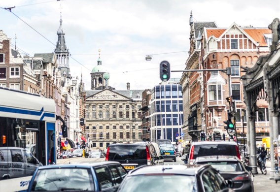 Parkeren in centrum Amsterdam fors duurder