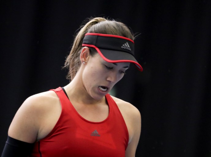 Flipkens en Bonaventure verliezen het beslissende dubbelspel in Fed Cup tegen Spanje: België degradeert naar Wereldgroep 2