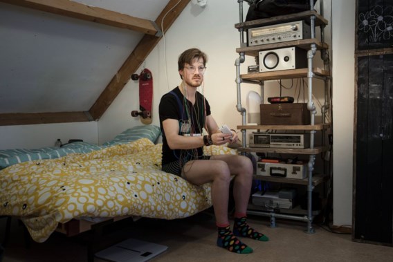 Rob (30) doet per dag 400 metingen aan zijn lijf: 'Het is een beetje een obsessie, ja'