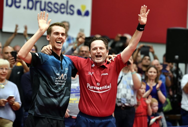 Tafeltennislegende Jean-Michel Saive sluit carrière af met fantastisch punt én tranen: “Nooit verwacht dat er zoveel volk zou zijn”