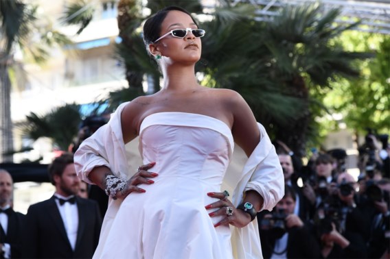 Lak aan stijlregels: Rihanna verzet bakens in de modewereld