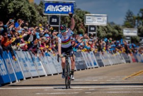 Ronde van Californië: Cortina pakt eerste profzege, Van der Breggen wint openingsrit vrouwen