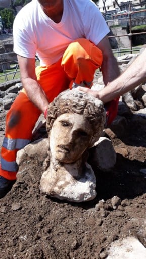 Oude Romeinse godin gevonden vlakbij het Colosseum