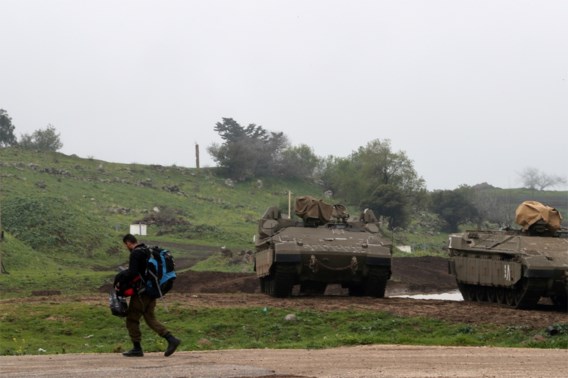 Israël neemt militaire doelwitten in Syrië onder vuur, mogelijk tien doden