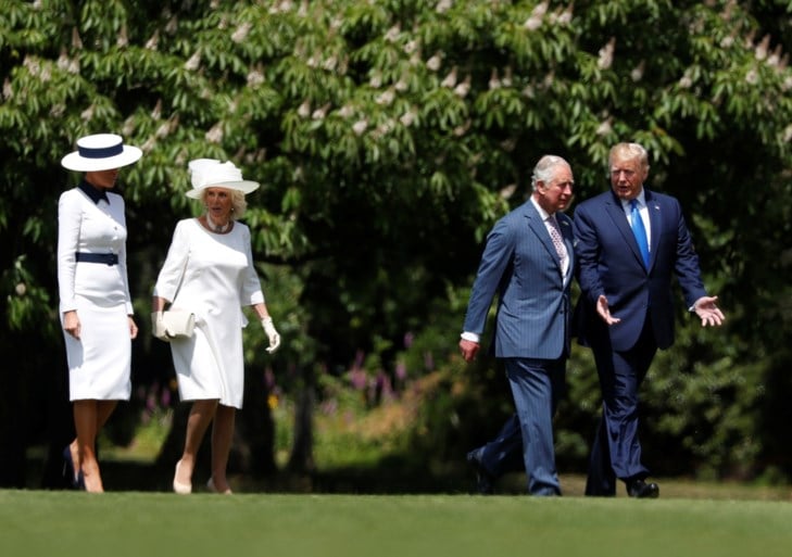 Queen verwelkomt Trump in Buckingham Palace