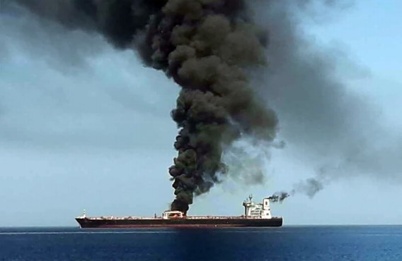 Opnieuw olietankers aangevallen in Golf van Oman