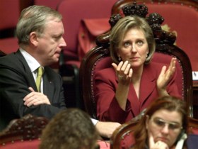 Oud-Senaatsvoorzitter Armand De Decker is overleden