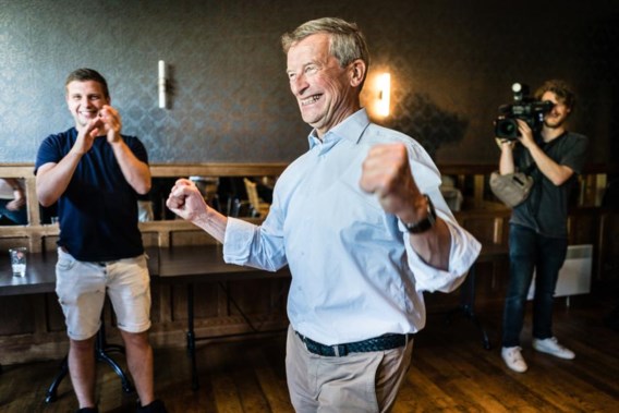 Sauwens gokt en wint in Bilzen: 'Ik heb de hartslag van het volk gevoeld'