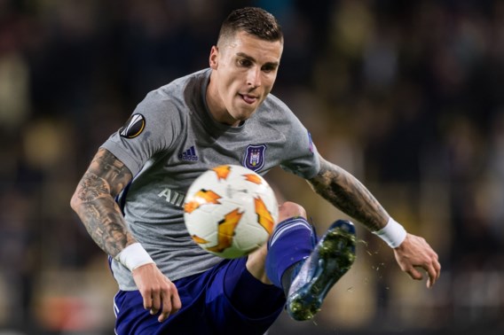 AEK Athene verlost Anderlecht van zorgenkind Vranjes