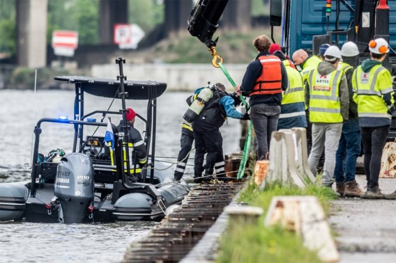 Moordenaar Julie Van Espen wachtte twee uur onder brug, tot er vrouw alleen aankwam