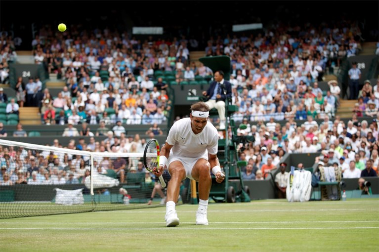 WIMBLEDON. Ook Roger Federer (niet zonder moeite) naar halve... - De