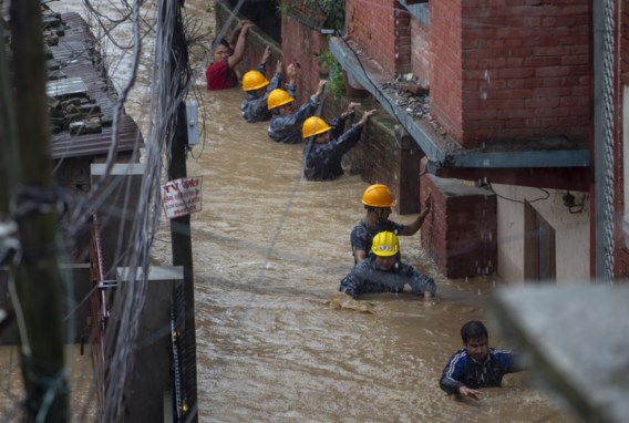 Moessonregens kosten 47 levens in Nepal