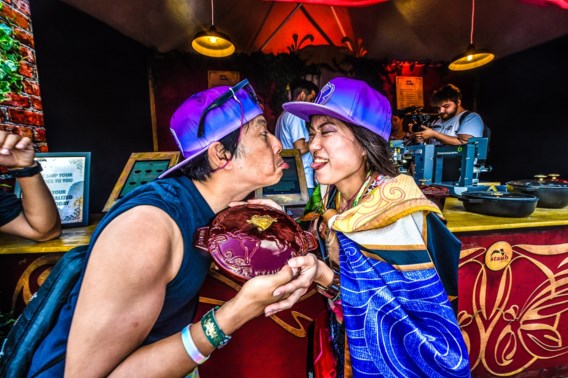 Ik ging naar Tomorrowland en kocht… een stoofpan