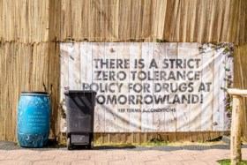 24 dealers betrapt op Tomorrowland