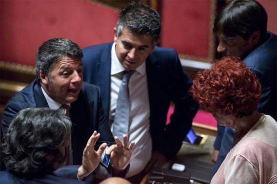 Oud-premier Renzi vraagt regering van nationale eenheid om Italië ‘te redden’
