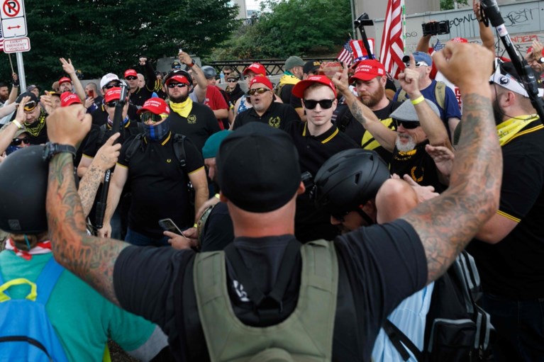 Dertien arrestaties bij betoging extreemrechts in Portland