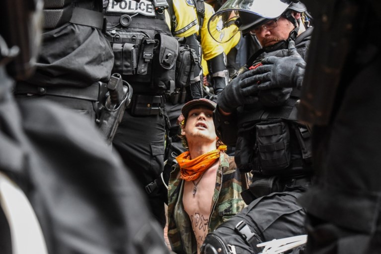 Dertien arrestaties bij betoging extreemrechts in Portland