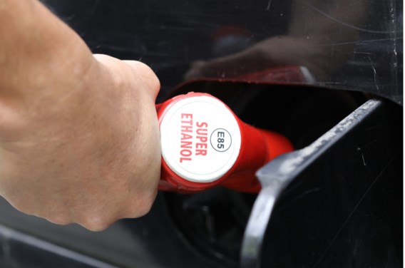 Erkenning nieuwe benzine in laatste fase: tanken we weldra goedkoper?