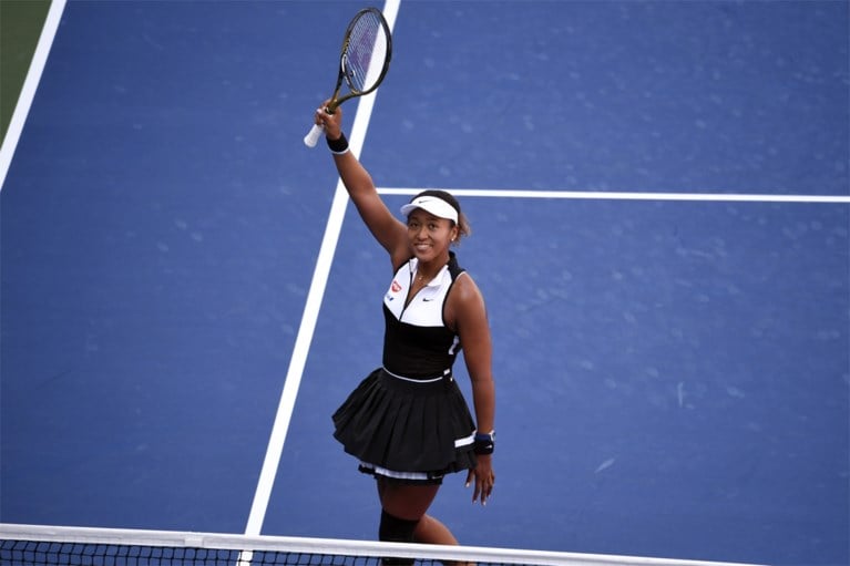 US OPEN. Titelverdedigster Naomi Osaka neemt tweede horde, Simona Halep verslikt zich in nummer 116 van de wereld