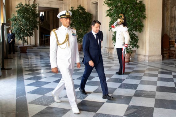 Italiaanse premier Conte stelt nieuwe regering voor