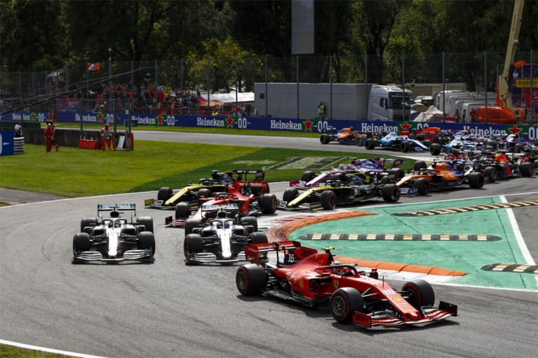 Charles Leclerc bezorgt Ferrari-fans een delirium met zege in zinderende Grote Prijs van Italië
