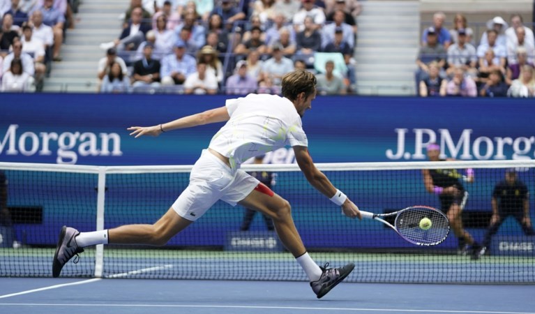 Rafael Nadal wint voor vierde keer US Open na bijna vijf uur toptennis in finale: “Hij dwong me tot het uiterste”