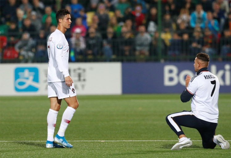 EK KWALIFICATIES. Ronaldo scoort vier keer voor Portugal, Engeland zet vroege blunder recht in spektakelmatch