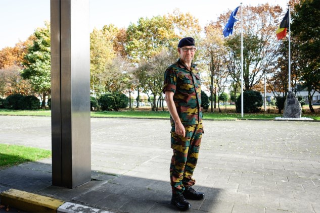 Chef Landmacht Zoekt Wegen Om Implosie Te Vermijden De