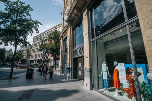 Hassy De Kamer gemakkelijk Antwerpse winkel Karen Millen houdt uitverkoop | De Standaard Mobile