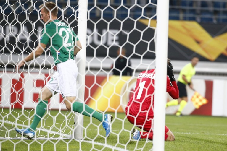 AA Gent sleept zich na kolossale blunder van Kaminski toch voorbij Saint-Etienne in de Europa League