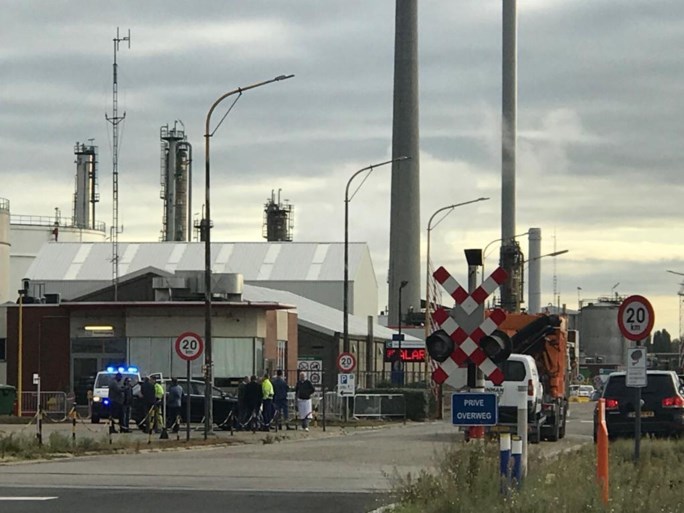 Brand in petroleumbedrijf in Antwerpse haven: werknemers geëvacueerd