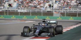 Lewis Hamilton slaat keihard terug en scoort negende zege van het seizoen in GP van Rusland