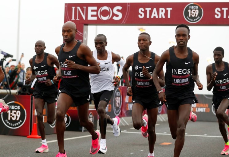 Herbeleef hier de magische recordpoging van Eliud Kipchoge, die als eerste een marathon liep in minder dan twee uur
