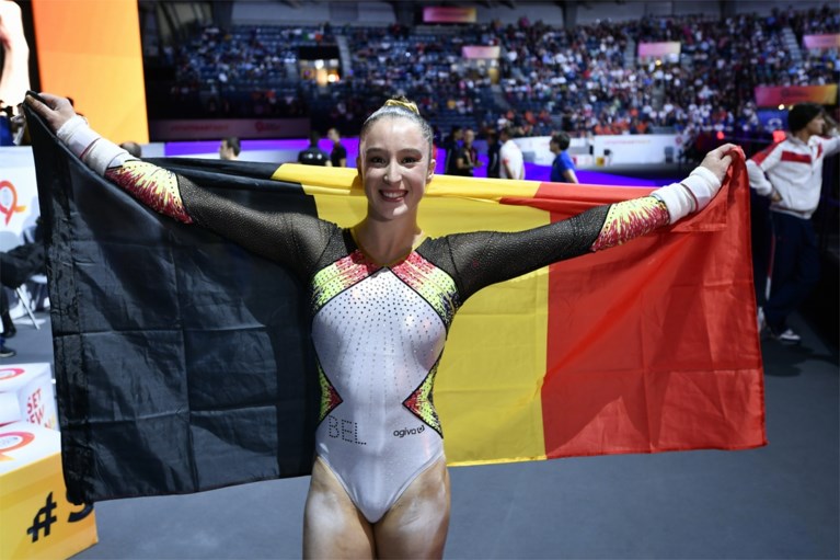 Ze doet het opnieuw! Nina Derwael verlengt wereldtitel op brug met ongelijke leggers: “Een onbeschrijfelijk gevoel”