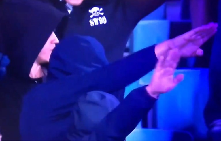 Bulgarije-Engeland ondanks eerdere waarschuwingen twee keer stilgelegd: racisme en nazigroet van fans