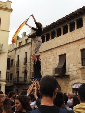 Maandagmiddag in Vilafranca del Penedès: sfeer verbazend ontspannen