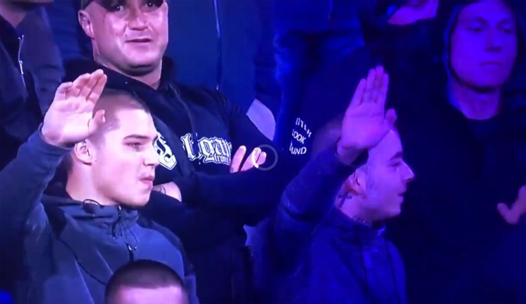 Bulgarije-Engeland ondanks eerdere waarschuwingen twee keer stilgelegd: racisme en nazigroet van fans
