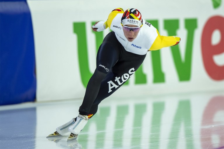 Bart Swings schaatst gemiddeld bijna 45km/u en wint prestigieuze marathon: “Supermooi!”