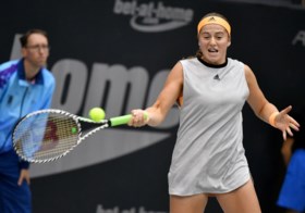 Jelena Ostapenko steekt in Luxemburg derde WTA-titel op zak, Belinda Bencic juicht in Moskou