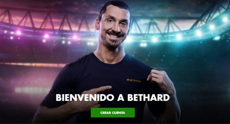Zlatan Ibrahimovic verrast (met reclamestunt?): 'Ik keer terug naar Spanje'