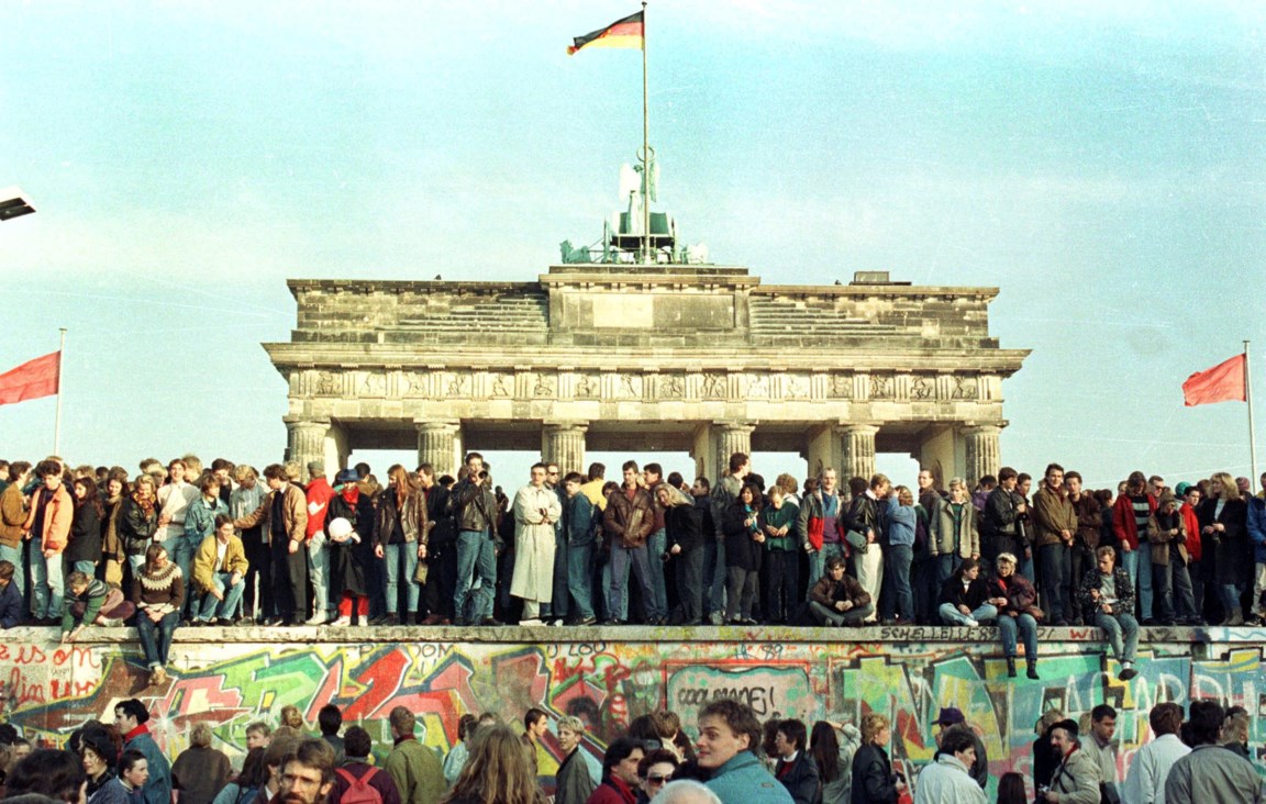 waar was u toen de berlijnse muur viel de standaard mobile