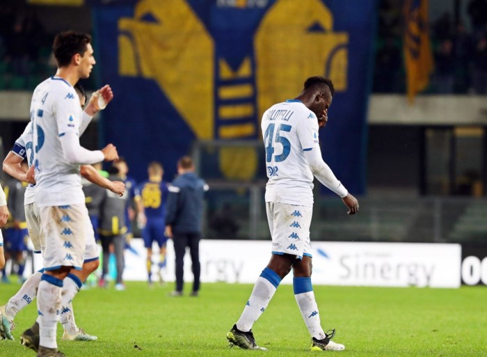 Dit hou je niet voor mogelijk: racisme tegen Mario Balotelli wordt verdedigd door fans van zijn eigen ploeg