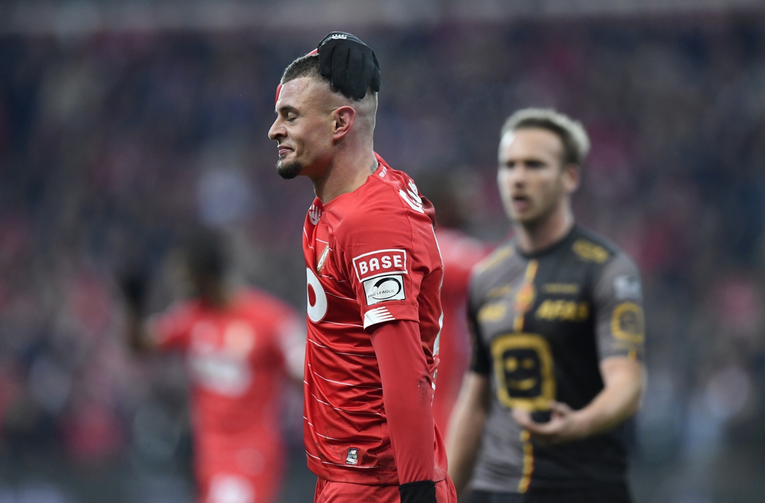 Standard verliest na tussenkomst van VAR van KV Mechelen - De Standaard