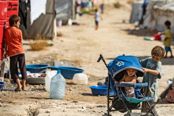 België moet Syriëstrijdster (23) en haar kinderen terughalen uit Syrië
