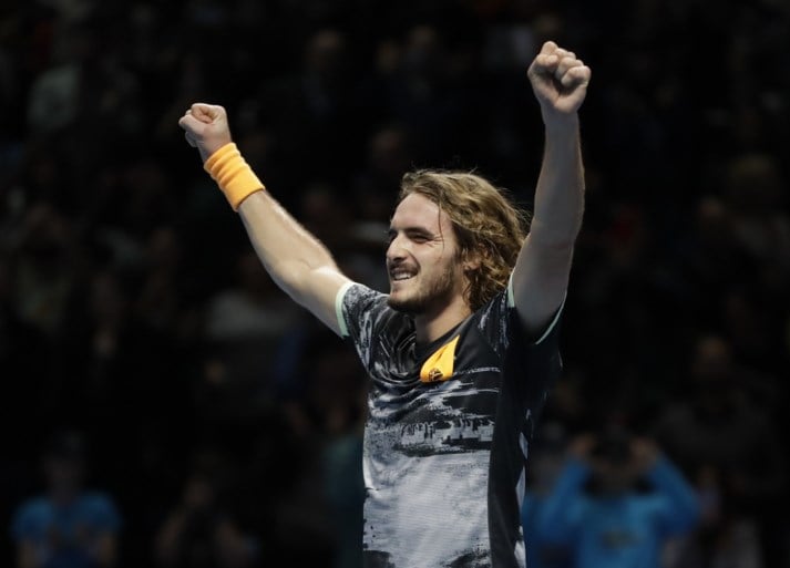Stefanos Tsitsipas kroont zich tot officieuze wereldkampioen tennis na slopende finale op ATP Finals