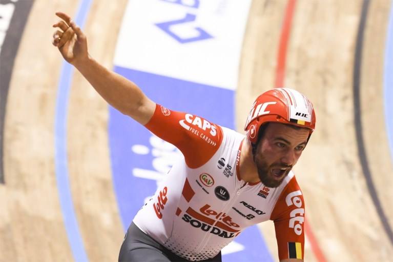 Victor Campenaerts breekt record op 5.000 meter in het Kuipke