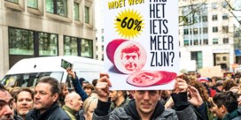 Betoging aan Vlaams Parlement: ‘Vooral kwetsbare mensen dupe van besparingen’