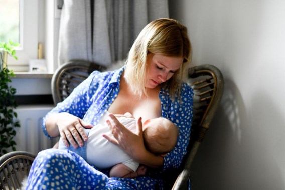OPROEP. Geeft u borstvoeding in het openbaar?