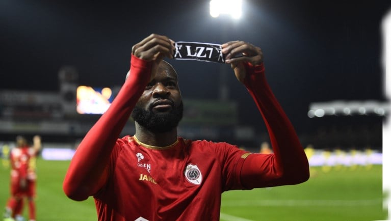 Antwerp weer tweede dankzij twee goals van zijn artiest